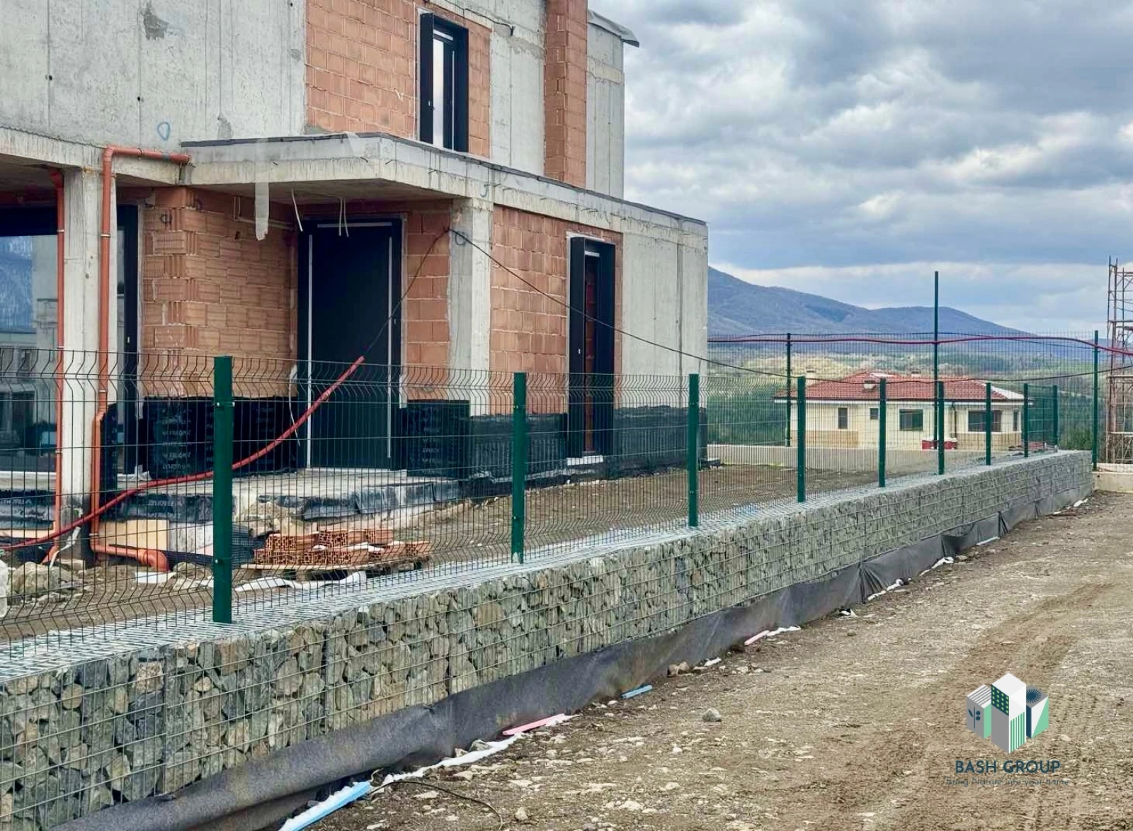 bashgabions - монтаж на ограда