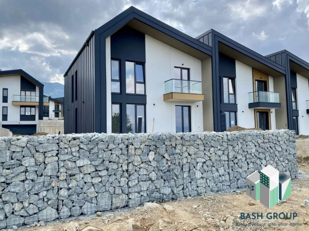 Изработка и монтаж на Габиони Варна,Електрозаварени габиони , габиони, Габиони за ограда, ограда от габиони цена,продава габиони цена, габион цени, Мрежи за габиони, Габиони за подпорна стена