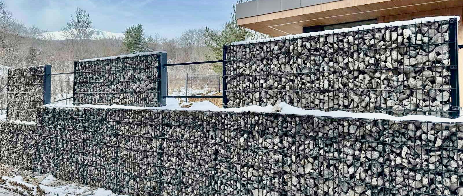 ограда от габиони